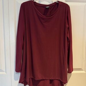 bobeau Long-Sleeve Tunic Top in Burgundy